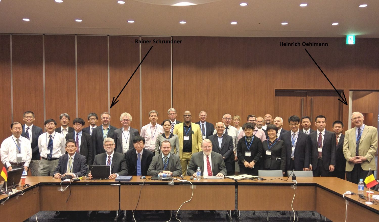 Gruppenphoto ISO IEC JTC1 SC31 - 2016 - mit der deutschen Delegation bestehend aus Heinrich Oehlmann und Rainer Schrundner